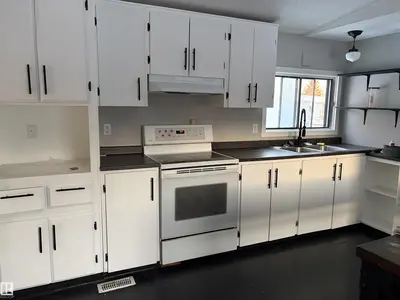 Interior photo 4 of 4530 Maria Close East