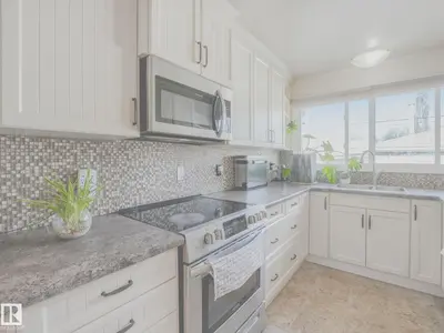 Interior photo 3 of 9207 169 ST NW
