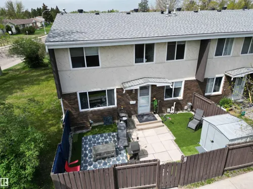 166 ROSELAND VG NW, Edmonton - $225,000