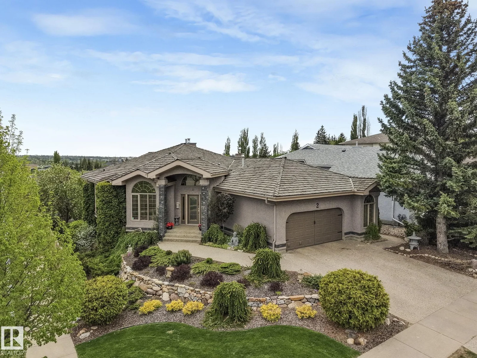 2 EVEREST CR, St. Albert - 4 bedroom Detached Single Family for sale