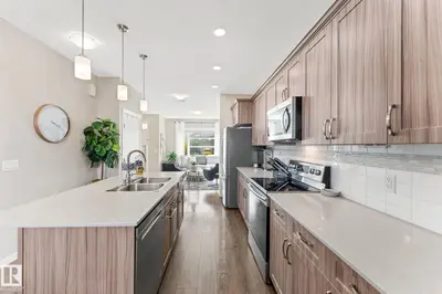 Interior photo 4 of 17159 49 ST NW