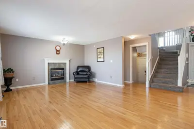 Interior photo 4 of 1044 BARNES WY SW