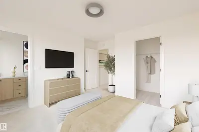 Interior photo 2 of 2638 62 ST SW