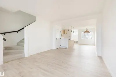 Interior photo 1 of 2638 62 ST SW