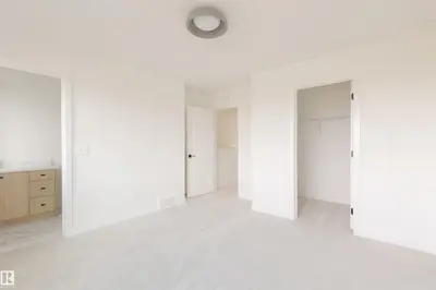 Interior photo 3 of 2638 62 ST SW