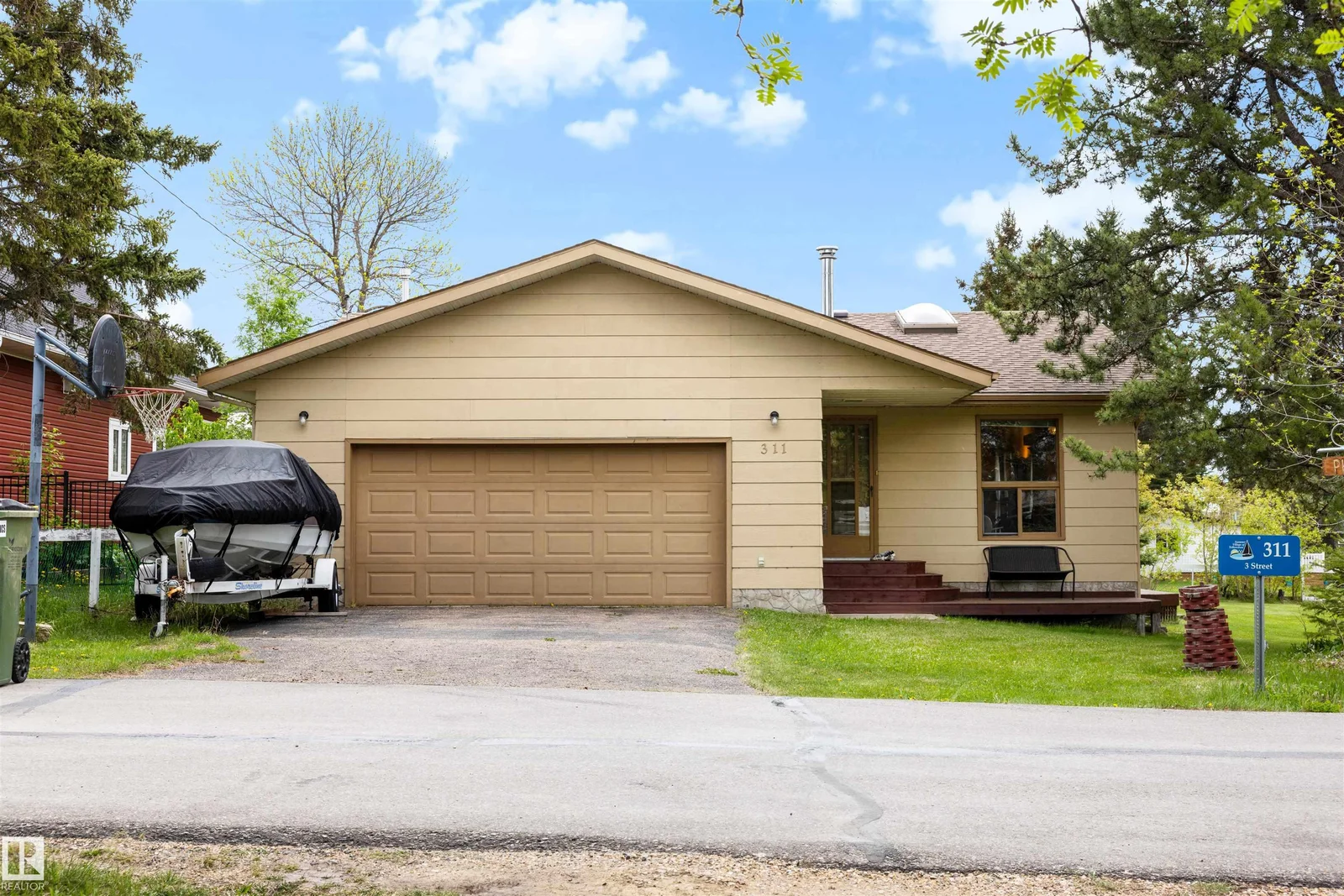 311 3 ST, Rural Lac Ste. Anne County - 2 bedroom Detached Single Family for sale