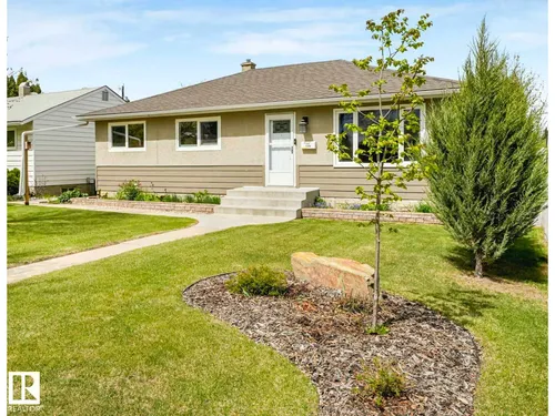 7508 76 AV NW, Edmonton - $540,000