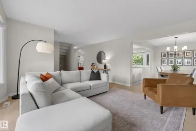 Interior photo 3 of 3417 112A ST NW