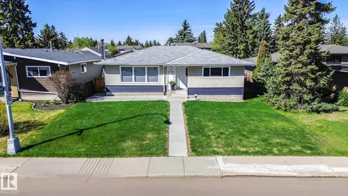 3748 117 ST NW, Edmonton - $575,000