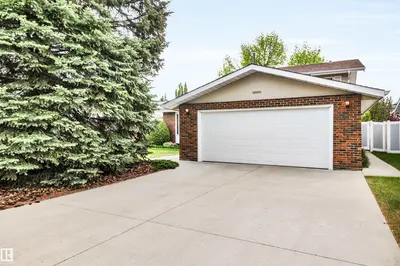 Interior photo 1 of 10909 33A AV NW