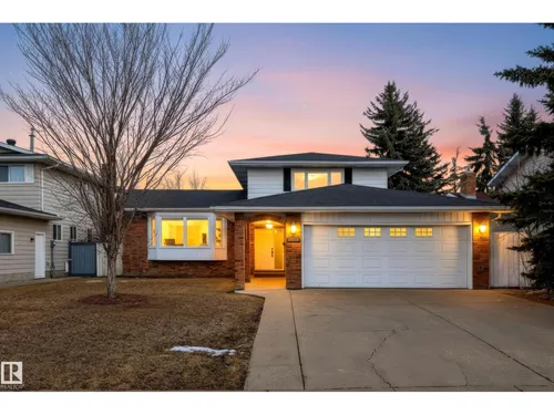 10524 31 AV NW, Edmonton - $650,000
