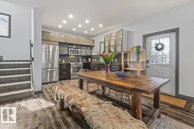 Interior photo 2 of #3 7210 96 ST NW