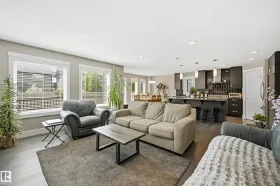 Interior photo 4 of 5430 Edworthy WY NW