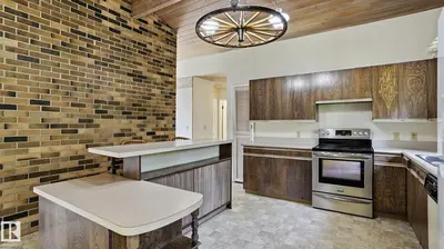 Interior photo 4 of 53268 RGE ROAD 211