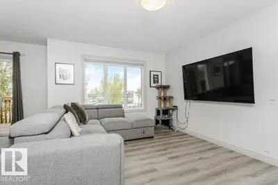 Interior photo 4 of #30 445 BRINTNELL BV NW