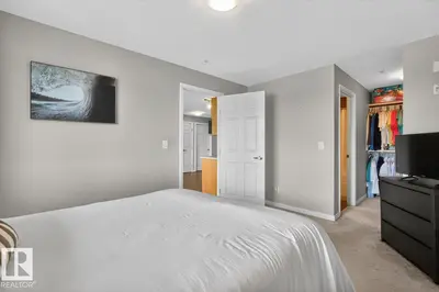 Interior photo 4 of #320 5005 165 AV NW