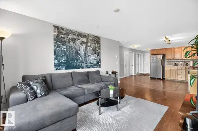 Interior photo 2 of #320 5005 165 AV NW