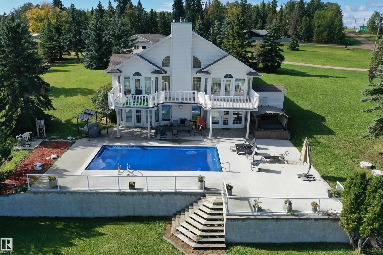 205 1 AV, Rural Wetaskiwin County - 4 bedroom Detached Single Family for sale