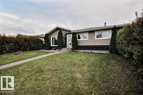 6003 90 AV NW, Edmonton - $479,900