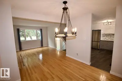 Interior photo 3 of 8F CASTLE TC NW