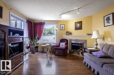 Interior photo 3 of #303 10528 77 AV NW