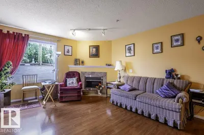 Interior photo 4 of #303 10528 77 AV NW