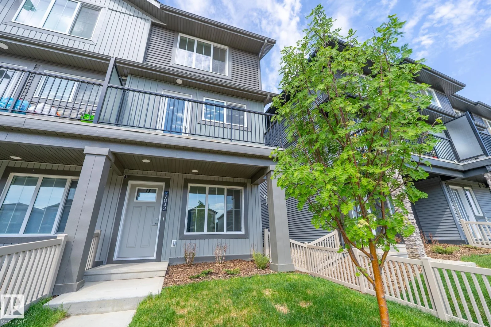 7032 ROSENTHAL DR NW, Edmonton - 3 bedroom Residential Attached for sale