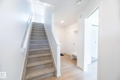 Interior photo 1 of 7032 ROSENTHAL DR NW