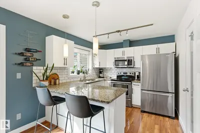 Interior photo 2 of #3 5134 MULLEN RD NW