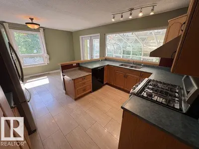 Interior photo 3 of 18 FLINT CR