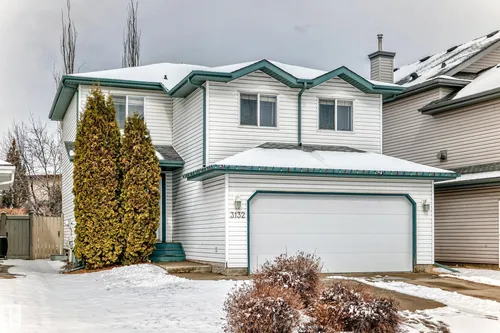 3132 33 AV NW, Edmonton - $485,000