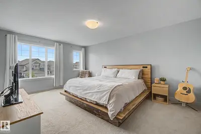 Interior photo 3 of 4226 204 ST NW