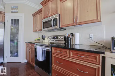 Interior photo 4 of 240 HENDERSON LI