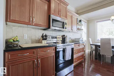 Interior photo 3 of 240 HENDERSON LI