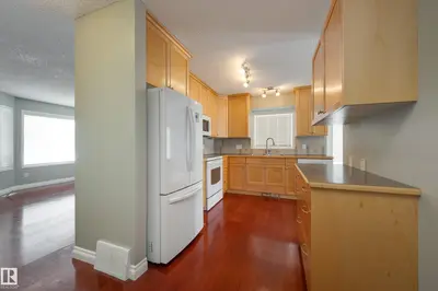 Interior photo 2 of 9916 178 AV NW