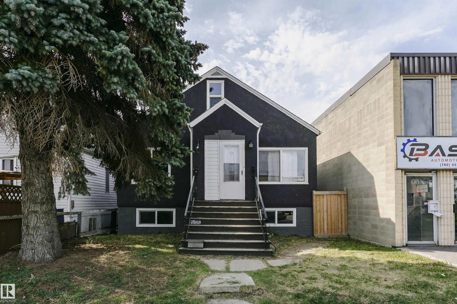 10035 81 AV NW NW, Edmonton