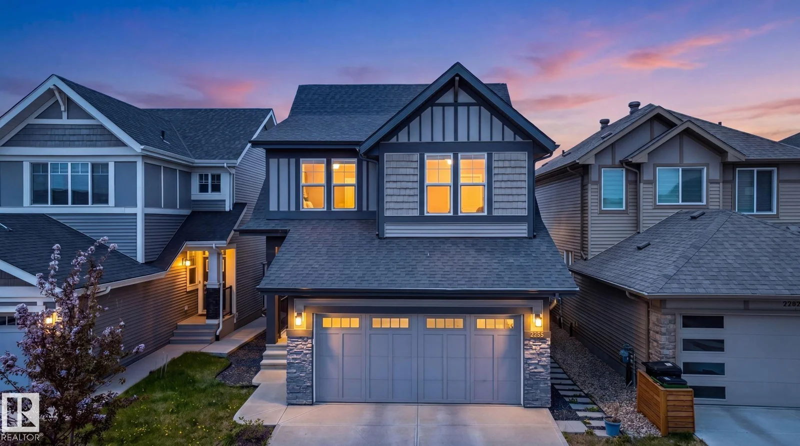 2255 DONAGHEY WY SW, Edmonton - 5 bedroom Detached Single Family for sale