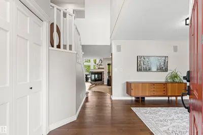 Interior photo 2 of 1139 117 ST NW