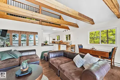 Interior photo 4 of 16 WILLOW AV