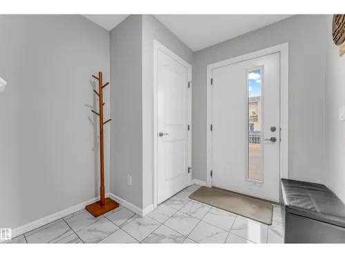 #61 215 SADDLEBACK RD NW, Edmonton - $389,500