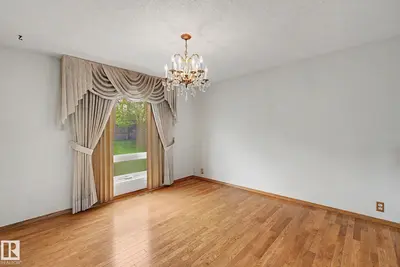 Interior photo 2 of 11127 23A AV NW