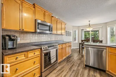 Interior photo 2 of 535 WISEMAN LN NW