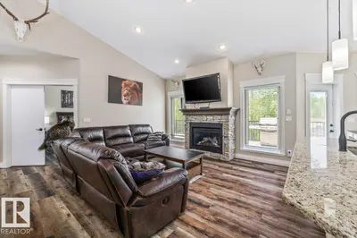 Interior photo 2 of #6 2406 TWP ROAD 540