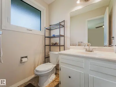 Interior photo 2 of 1040 MOYER DR