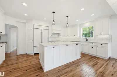Interior photo 2 of 10345 136 ST NW
