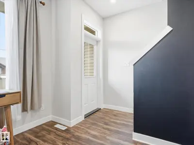 Interior photo 2 of #56 1051 GRAYDON HILL BV SW
