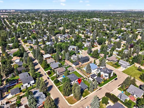8804 138 ST NW, Edmonton - $900,000