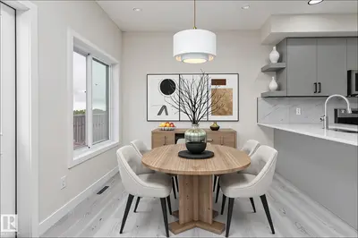 Interior photo 3 of 137 Pierwyck Loop