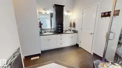 Interior photo 2 of 42 COTTONWOOD CR