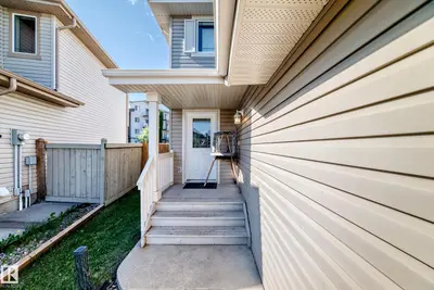 Interior photo 1 of 7847 7 AV SW SW